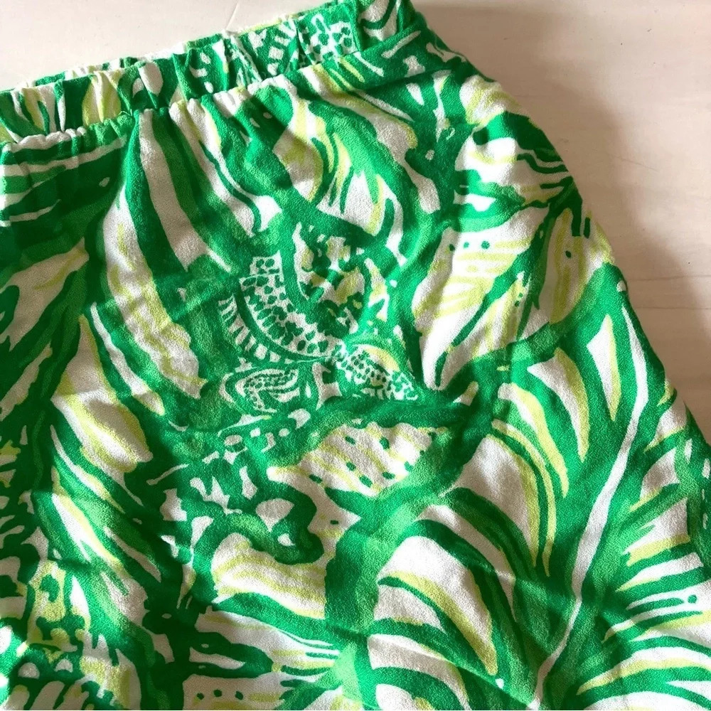 Lilly Pulitzer Ramona Skort Size 2 Mini Skirt Toucan Green Coca Loca Tropical - Picture 6 of 8